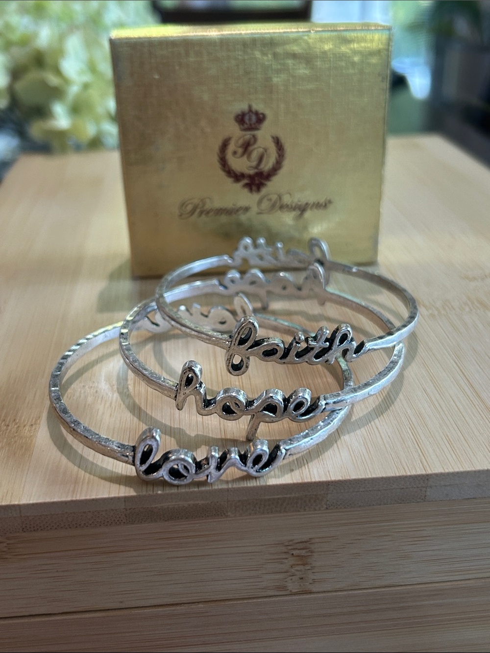 Premier Designs Silver Faith Hope Love Script Bangle Trio